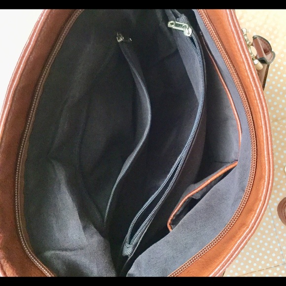 Like new brown purse - Picture 3 of 3